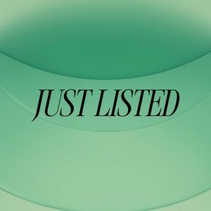 Green Just‎ Listed Graphic